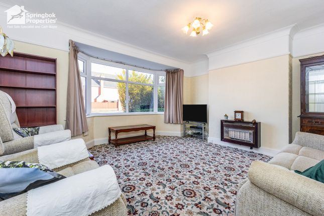 45, Delahays Road, Hale photo 3