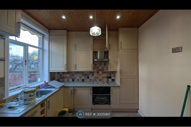 Harry St, Royton, Oldham photo 4