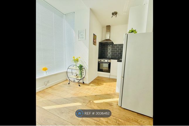 Apartment, Cheltenham Place, Newquay photo 5
