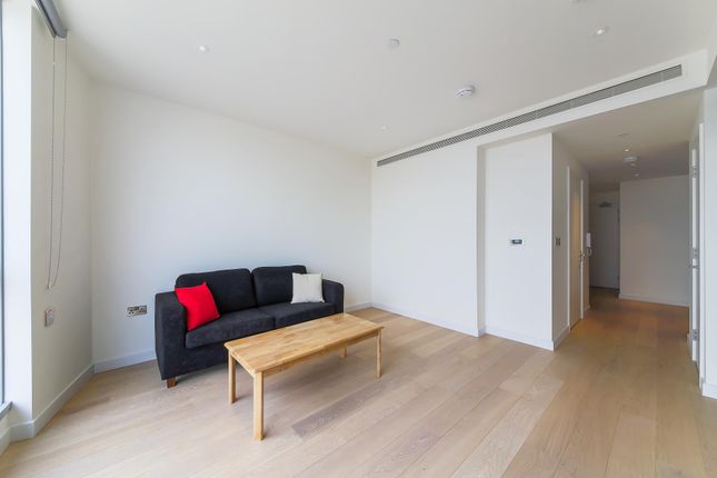 Apartment 1801 Charrington Tower 11, Biscayne Avenue, London photo 4