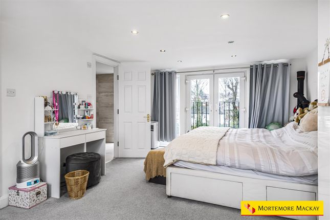Property for sale in Stone Hall Road, London