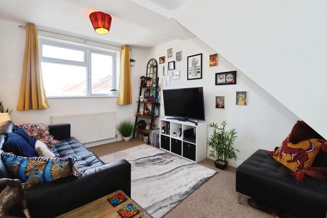 Flat 3, 13, Stockwell Drive, Bristol photo 3