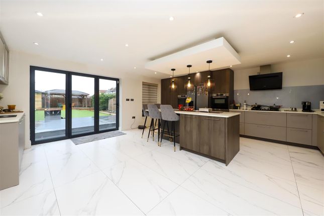 9, Hill Lane, Ruislip photo 3