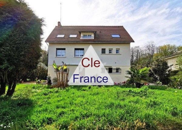 Detached house for sale in Fontenay-Sur-Loing, Centre, 45210, France