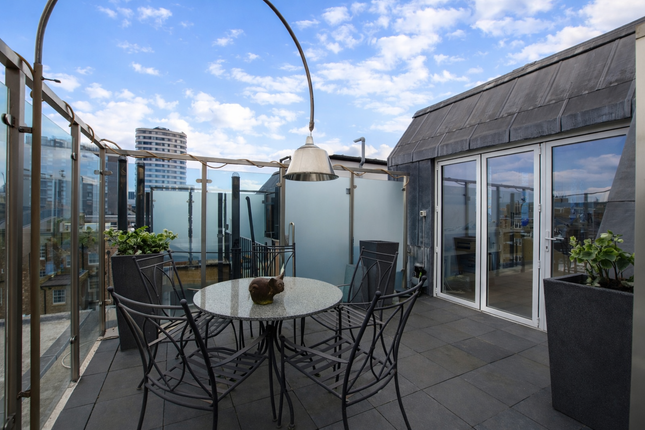 Wythburn Court, Seymour Place, London photo 4