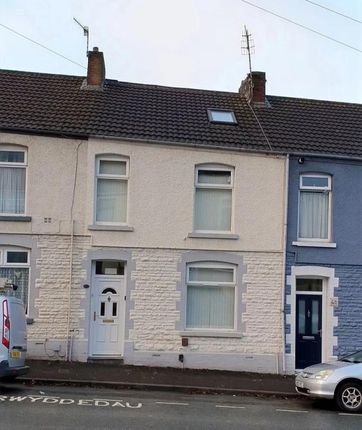 Detached house to rent in Kilvey Terrace, Swansea, Swansea