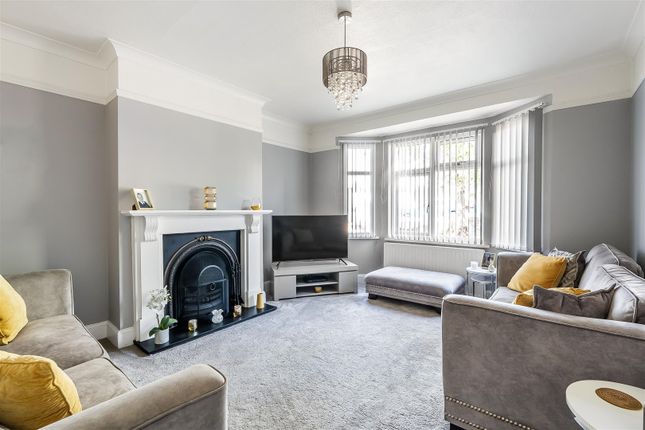 336, Kingston Road, Leatherhead photo 4