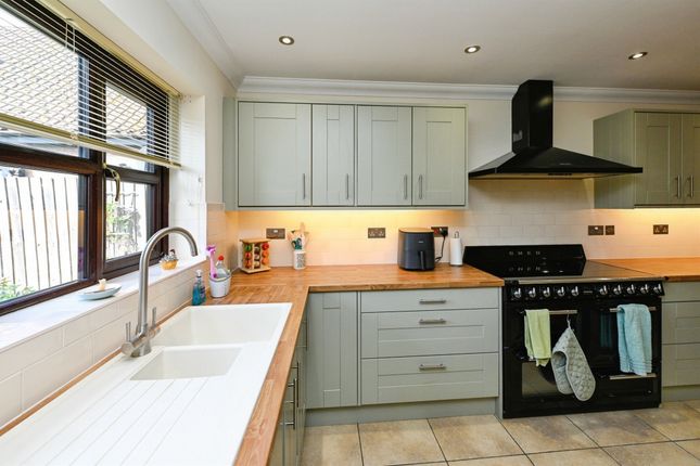 Warren Lodge, Fairstead Drove, King's Lynn photo 4