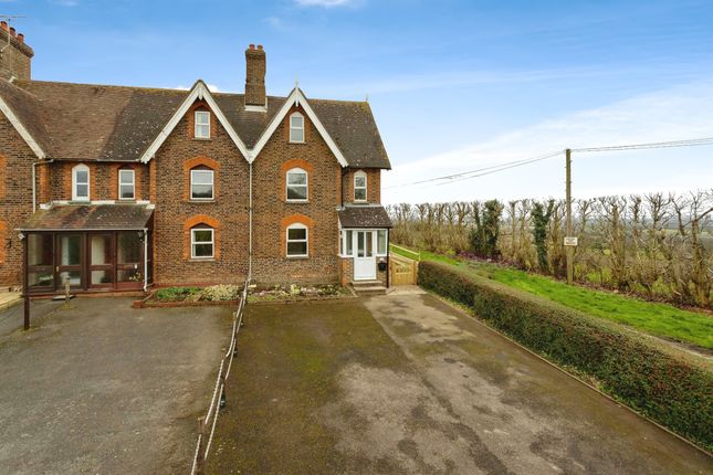 Thumbnail Cottage for sale in Barn Hill, Hunton, Maidstone