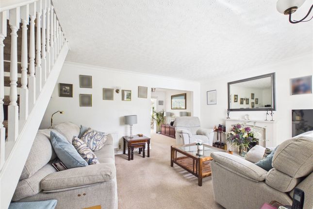 4, Rosemount Garden Villas, Tenby photo 2