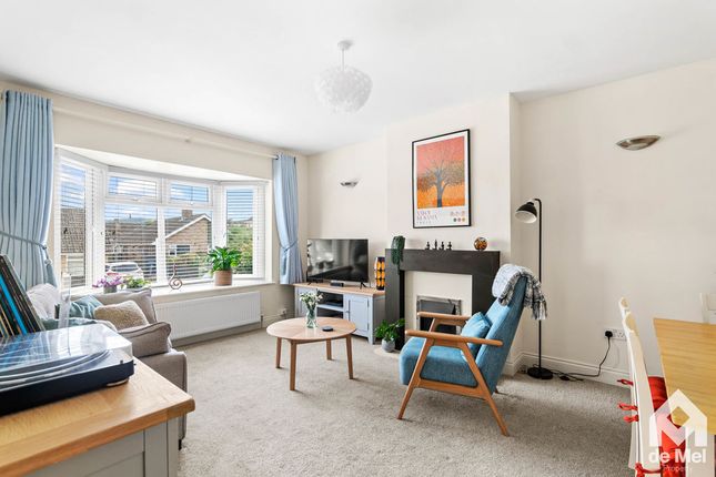 8, Gervase Road, Cheltenham photo 4