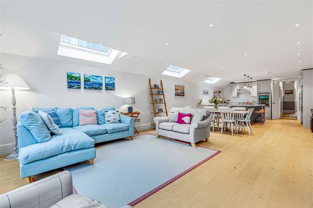 Terraced house for sale in Palewell Park, London