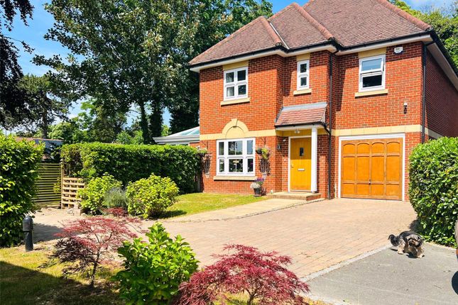 Detached house to rent in Hurnford Close, Sanderstead