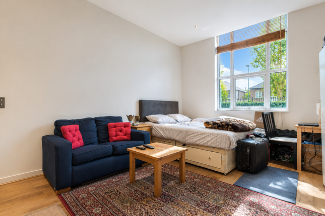 456, Bromyard Avenue, Acton photo 4