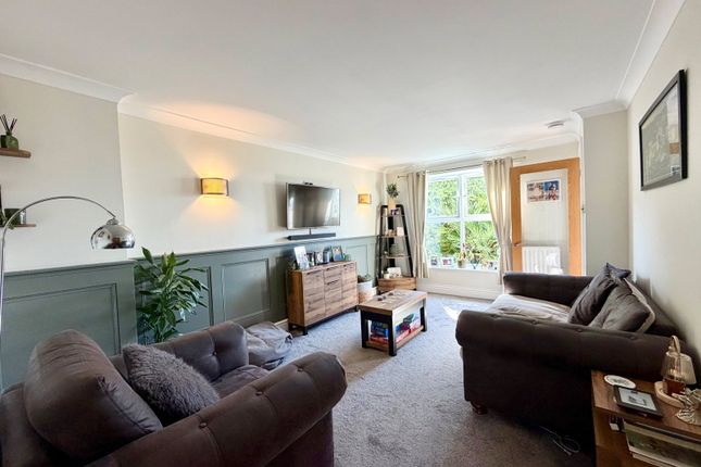 18, Woburn Close, Paignton photo 2