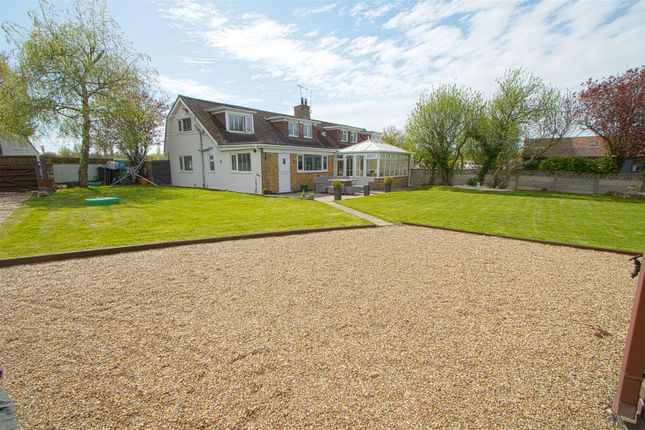 Semi-detached house for sale in Dunton Road, Billericay