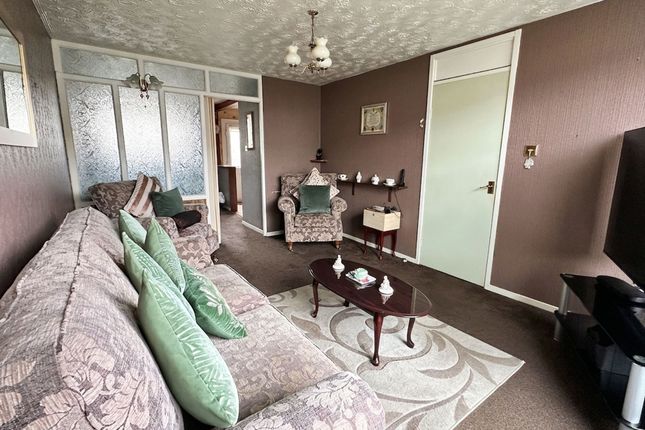 8 Duchess Way, Glasgow photo 5