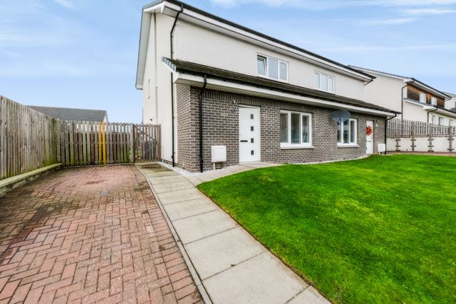 3-bed semi-detached on Summerfield Avenue, Dundee, £249,950