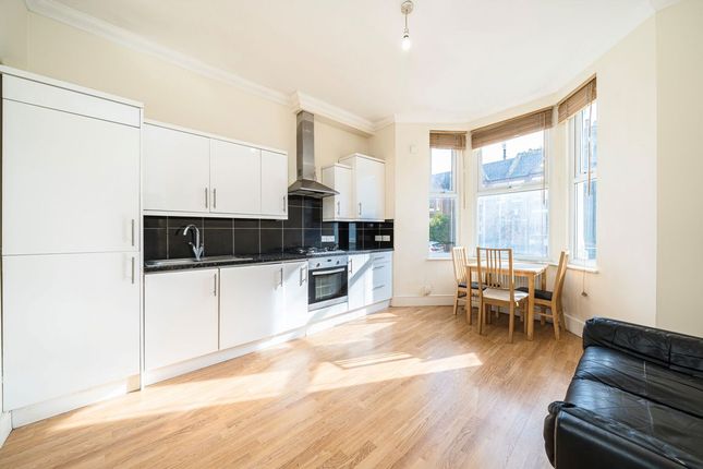 Flat B, 111, Gipsy Road, London photo 2