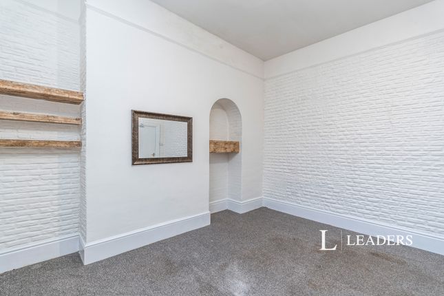 Flat 1, 2a, Bridge Road, Bridge Road photo 4