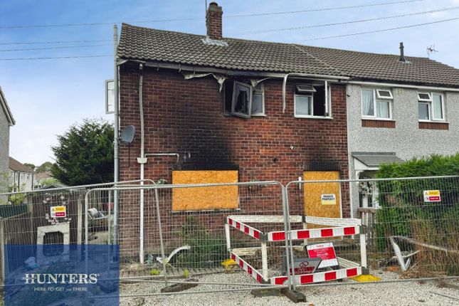 3-bed semi-detached on 9, Heather Avenue, Chesterfield, £40,000