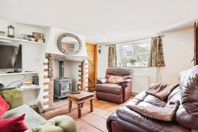 8, Chequers Lane, Attleborough photo 3