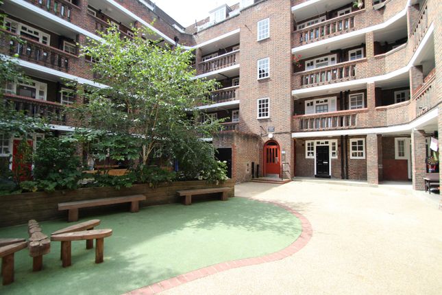 Thumbnail Flat to rent in Cheverell House, Bethnal Green