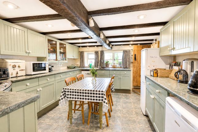 Wisteria Cottage, .8, Hill Street, Taunton photo 2