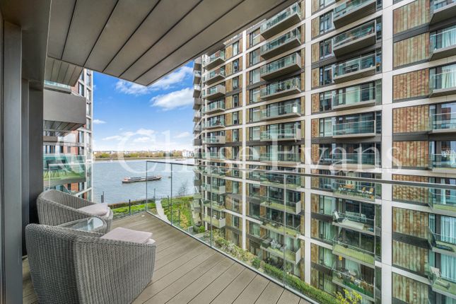 Flat to rent in Judde House, Royal Arsenal Riverside, Woolwich