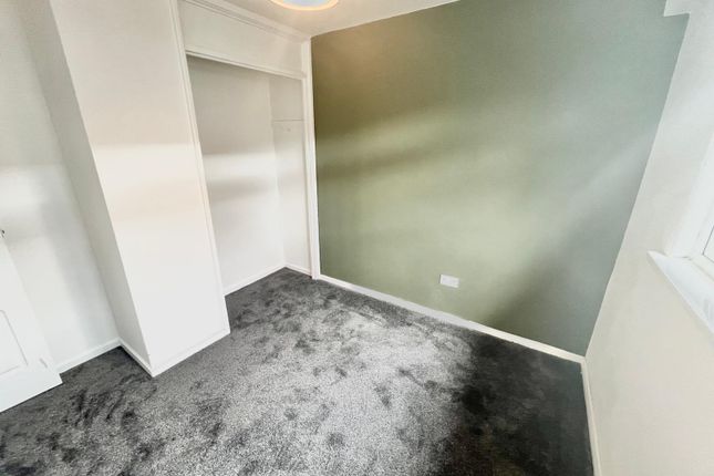 5 Brackenlaw, GATESHEAD photo 5
