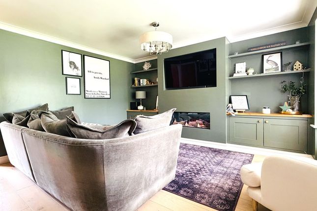 16 Esk Drive, Great North Way, York photo 3