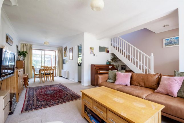 23, St. Giles Close, Shoreham-By-Sea photo 4