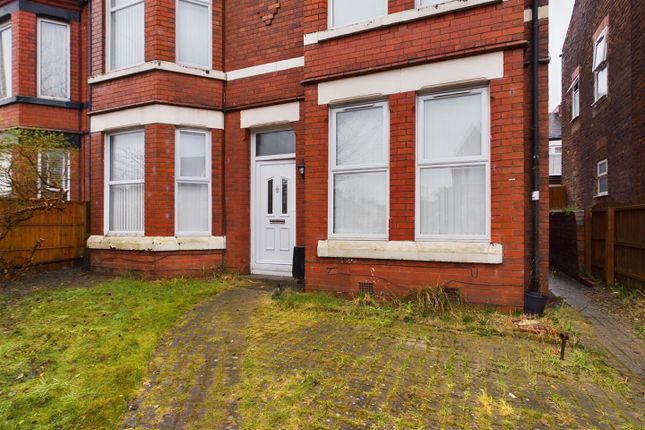 Flat to rent in Serpentine Road, Wallasey