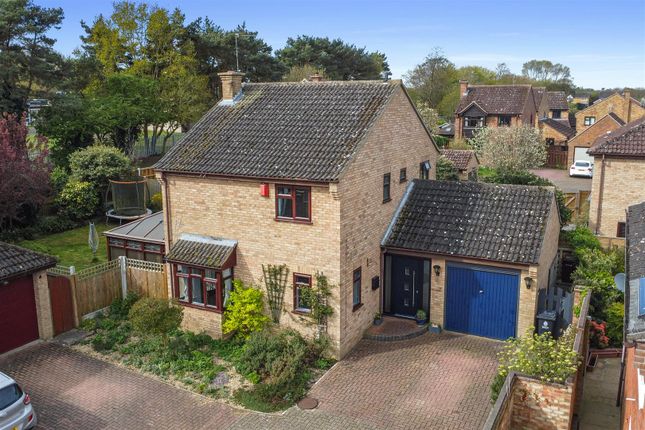 4-bed house on 2, Skelton Close, Lawford, £425,000