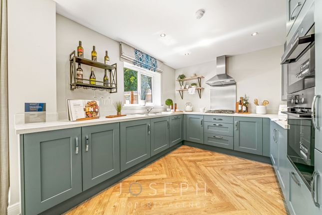 Plot 17 Roundhouse Avenue, Trimley St Martin photo 4