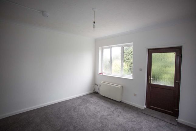 Studio to rent in Maidstone Road, Chatham