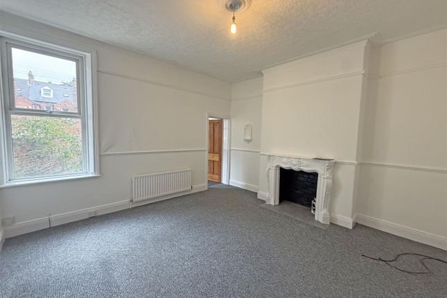 17, Cleveland Avenue, North Shields photo 2