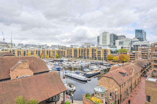 Burr Close, St Katharine Docks photo 4