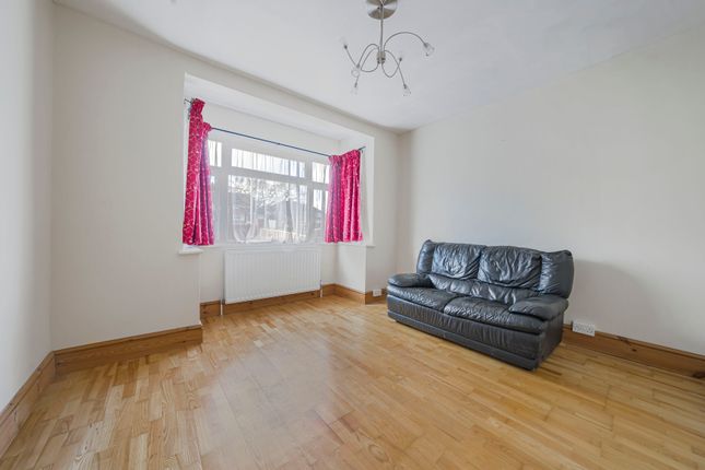 Long Lane, Uxbridge photo 4