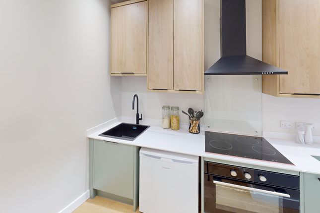 Room 6, 40a Sadler Gate, Derby photo 4