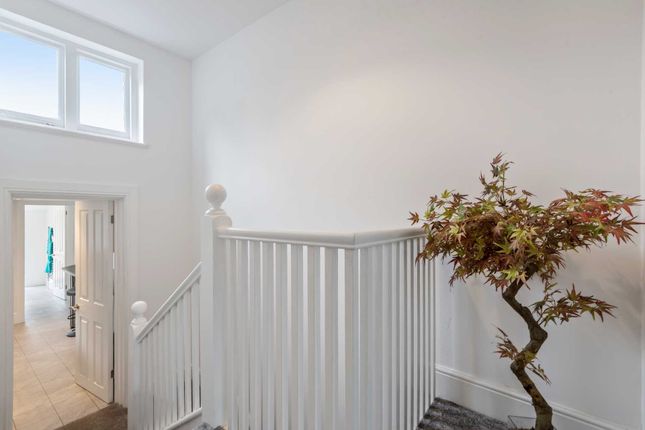 106a, Watling Street, Radlett photo 5