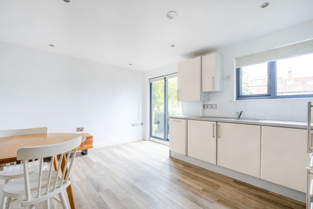 9 Emms Court Ber Street, Norwich photo 4