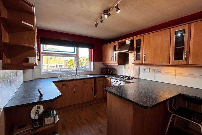 36, Pennine Way, Swadlincote photo 4