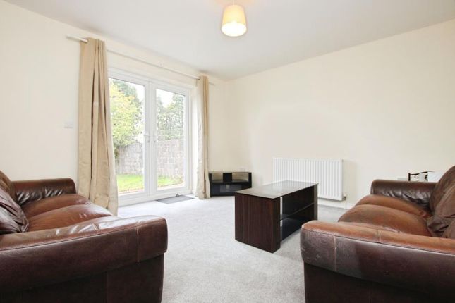 3, St. Teresas Court, Bristol photo 2