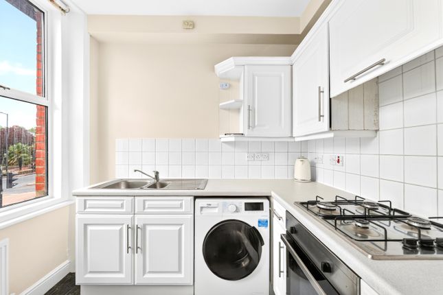 120, Priory Road, Crouch End, London photo 4