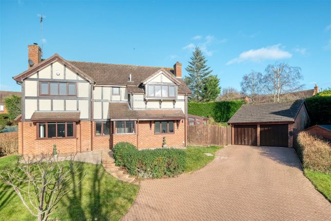 Thumbnail Detached house for sale in Thorncliffe Close, Callow Hill, Redditch