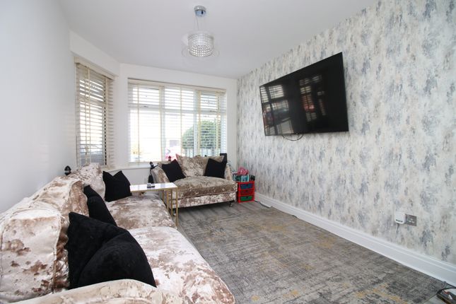 39, Knaresboro Avenue, Blackpool photo 4