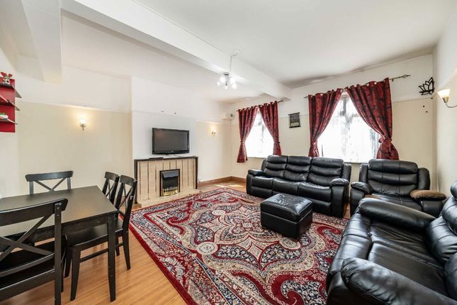 14a Woodgrange Mansions, Woodgrange Avenue, Harrow photo 2
