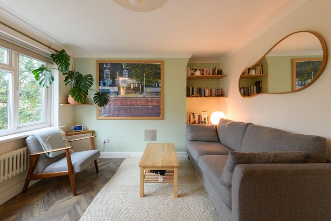 Bulwer Court, Leytonstone photo 2