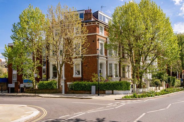 Thumbnail Flat to rent in St. Quintin Avenue, London